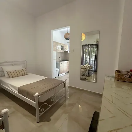 Stefanos Apartment